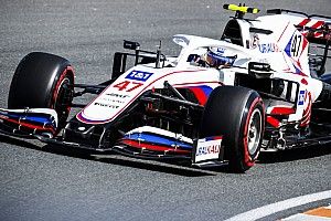 Mick Schumacher: Insiden Mazepin Tak Perlu Dijadikan Drama