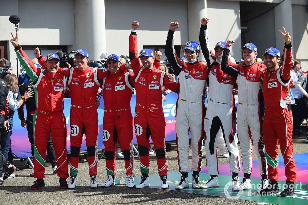 I vincitori della LMGTE Pro Alessandro Pier Guidi, James Calado, Côme Ledogar, #51 AF Corse Ferrari 488 GTE EVO LMGTE Pro, LMGTE Am winners François Perrodo, Nicklas Nielsen, Alessio Rovera, #83 AF Corse Ferrari 488 GTE EVO