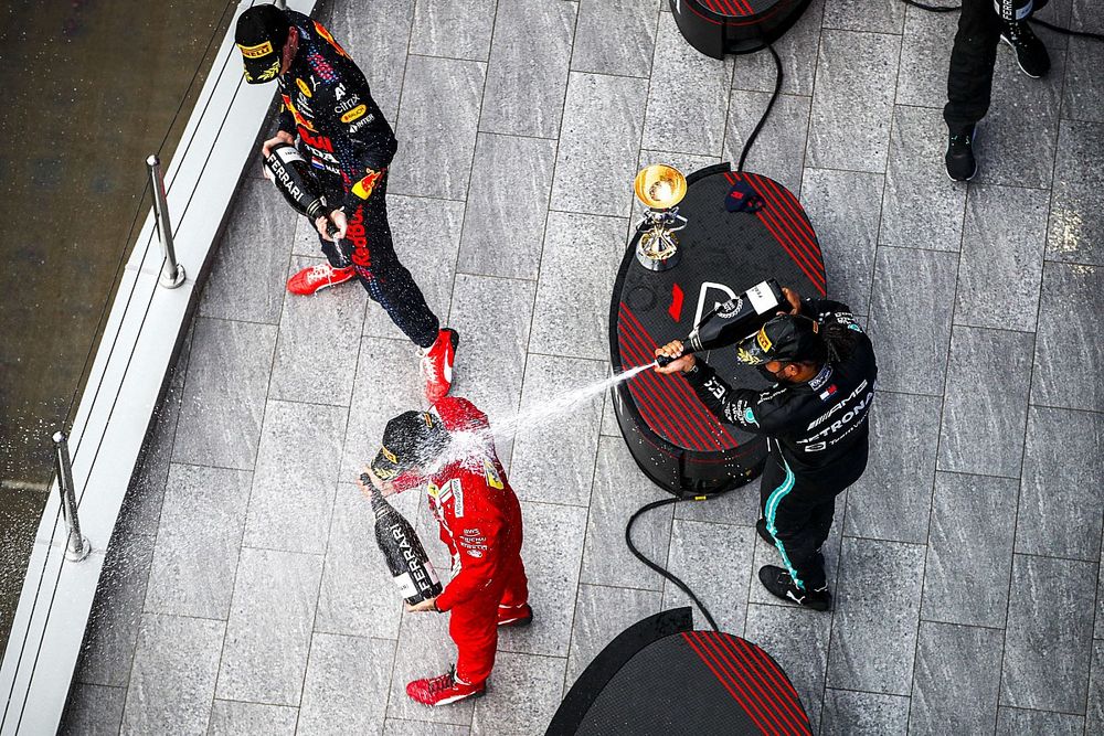 Estado del campeonato de F1 tras el GP de Rusia