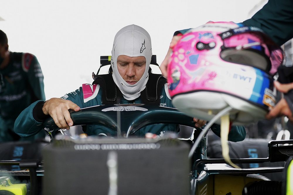 Sebastian Vettel, Aston Martin, on the grid