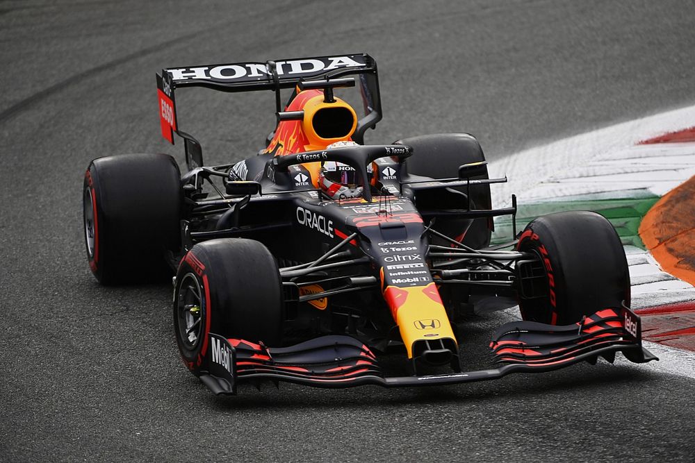 Max Verstappen, Red Bull Racing RB16B