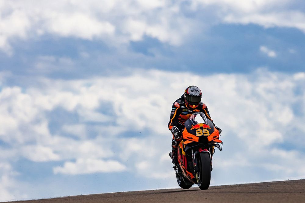 Brad Binder Minta KTM Ambil Langkah Maju Bertahap