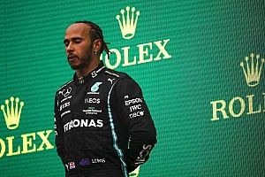 A Top Gear korábbi sztárja beszólt Hamiltonnak?