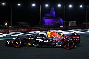 F1 - Pérez não esperava pole dele e da Red Bull em Jeddah: "Estávamos focando na corrida"