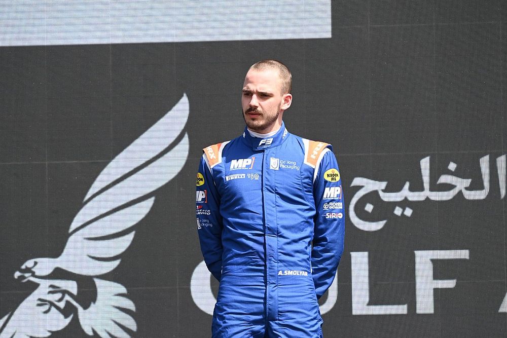 Smolyar 'trying to focus on job' amid confusion over his F3 return