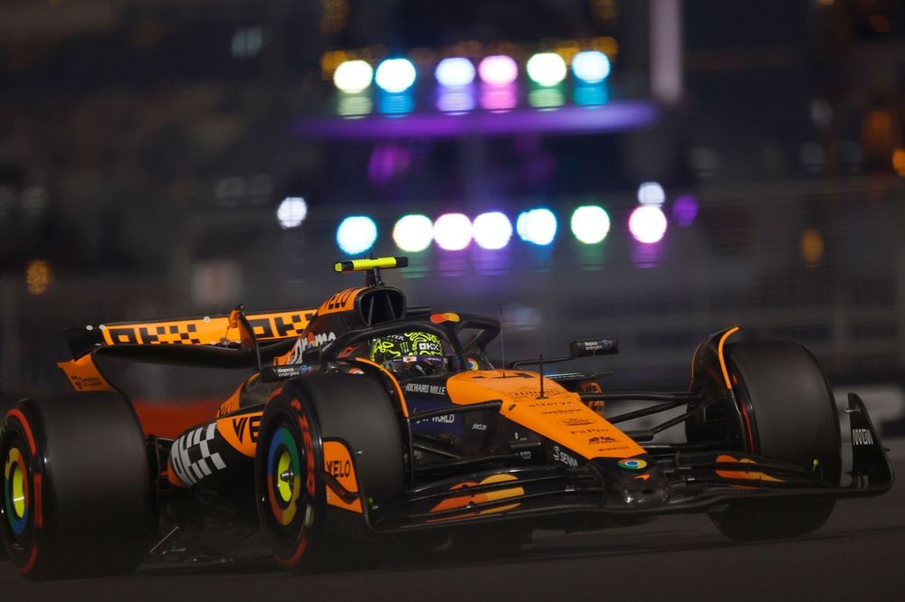 Lando Norris, McLaren MCL38