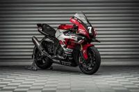 La decoraci&oacute;n de la Yamaha Suzuka R1 recuerda d&iacute;as gloriosos