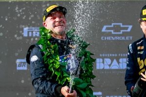 Eterno Rubens Barrichello: campeón de NASCAR en Brasil a los 53 años
