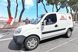 La asistencia de Charles Leclerc en Cruz Roja