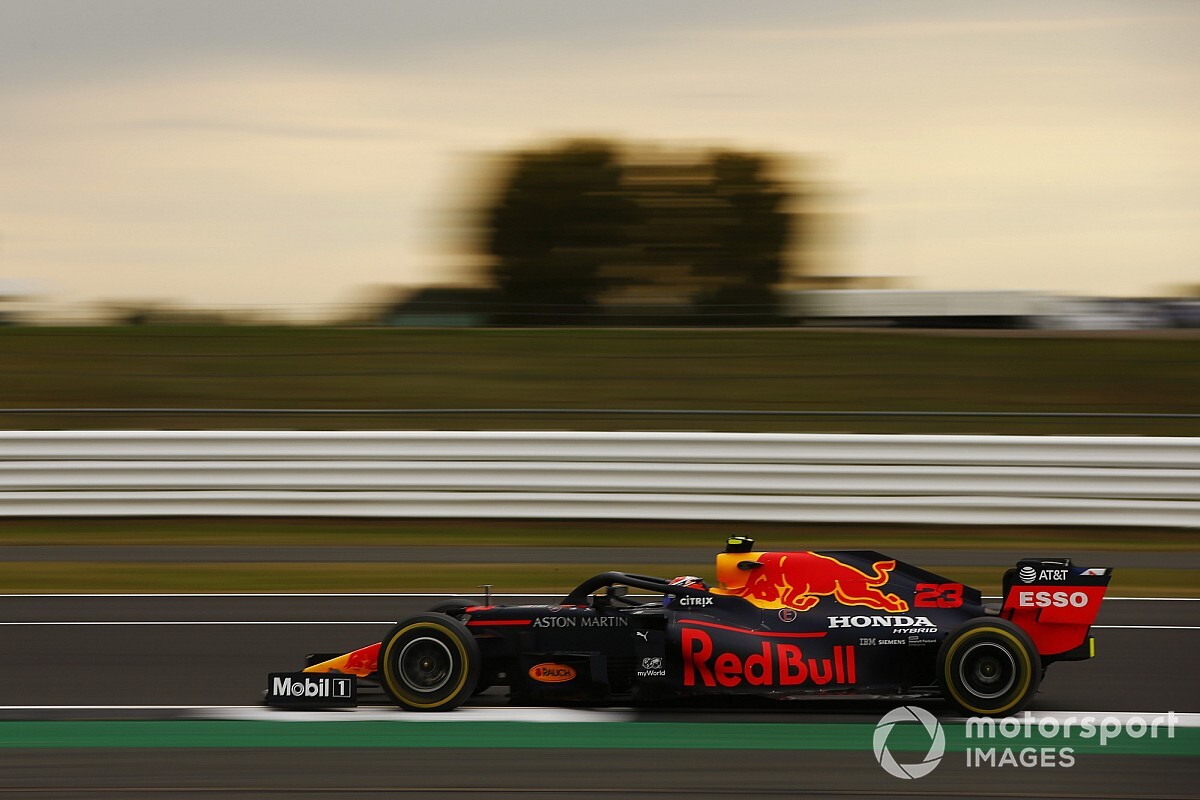 Albon musi zrozumieć RB16