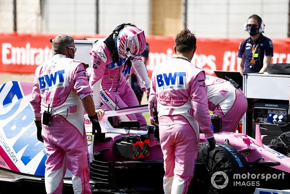 Nico Hulkenberg, Racing Point RP20, arrives on the grid