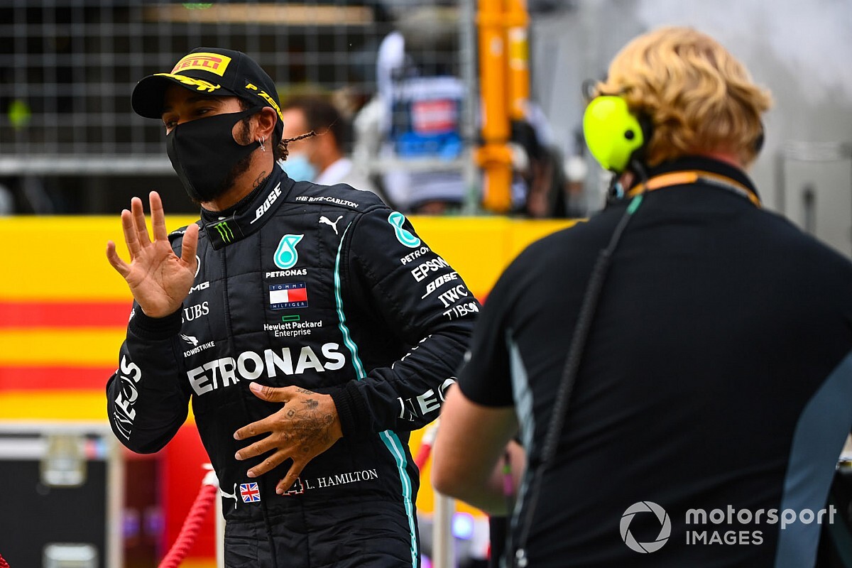 Hamilton hálás Grosjeannak