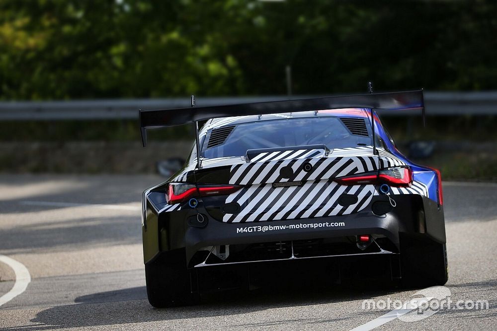 La nuova BMW M4 GT3 compie i primi passi in Germania!