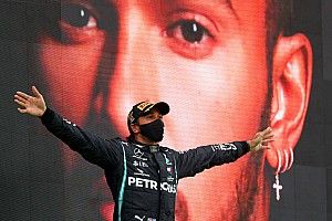 Podcast: Hamilton schittert in Portugal, Albon stelt (weer) teleur