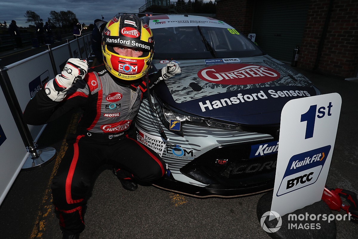 Croft BTCC: Ingram holds off charging Cammish for R3 win
