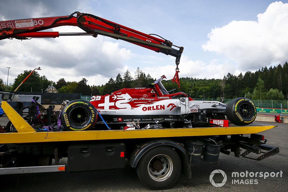 F1: Alfa Romeo non cambia il telaio a Giovinazzi per Monza