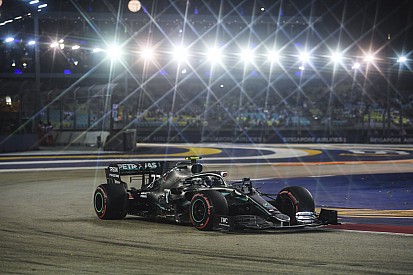 Bottas no siente el coche al "100 por ciento" tras ser reconstruido