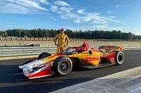 Hunter-Reay prova (e promuove) l'aeroscreen sul bagnato