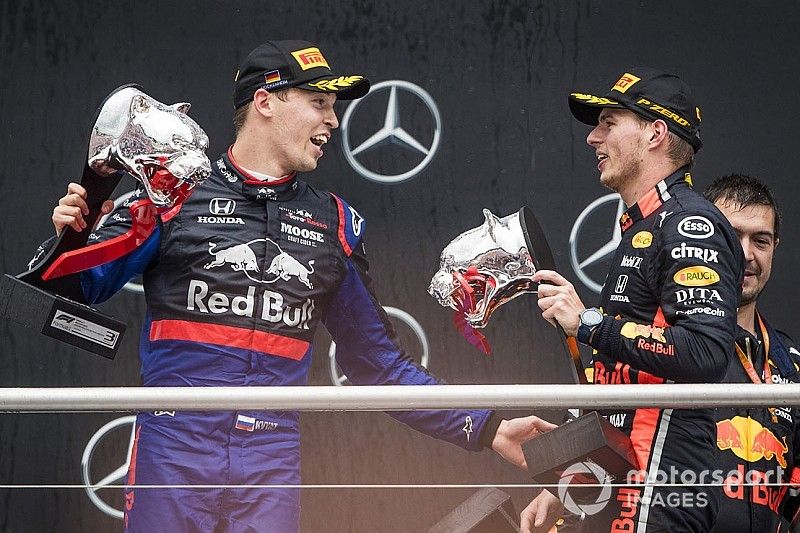 Вильнев: Зачем возвращать Квята в Red Bull? Он там уже был