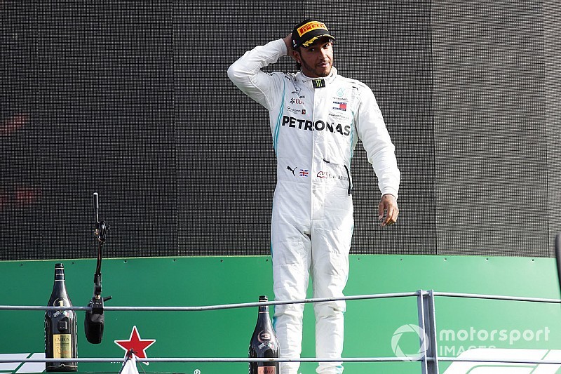 'Mais vaiado da história de Monza', Hamilton reclama de pódio na Itália