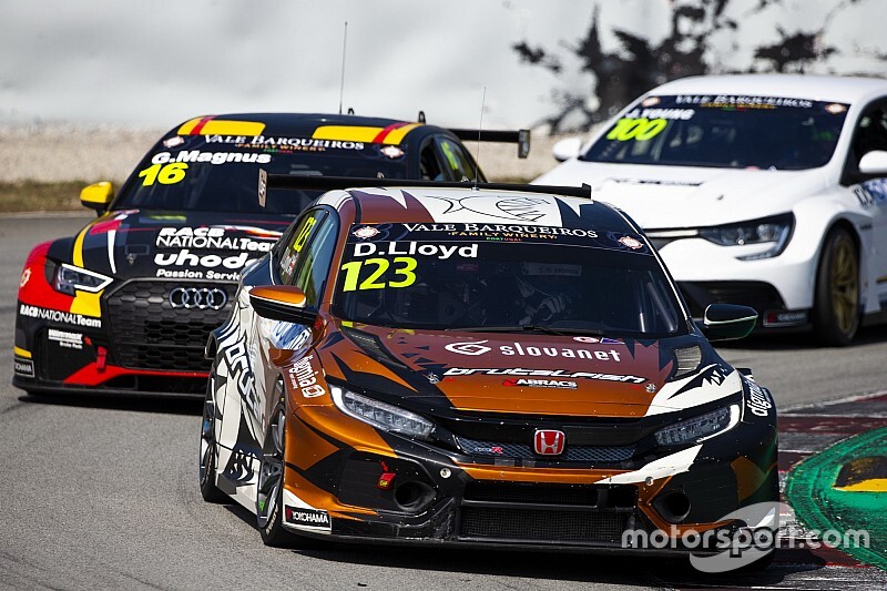 Daniel Lloyd ancora sulla Honda del Brutal Fish Racing Team