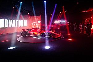 Oltre 14.000 clienti e tifosi a Universo Ferrari