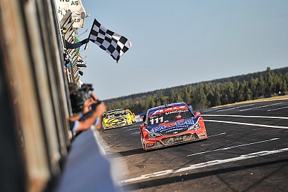 Barrichello tem estratégia perfeita e vence corrida 2 de Campo Grande