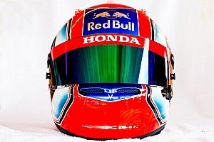 Gasly nemcsak csapatot, de sisakot is váltott