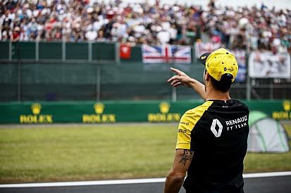 Ricciardo: "Ha a Red Bullnál maradok, most más célom lenne"
