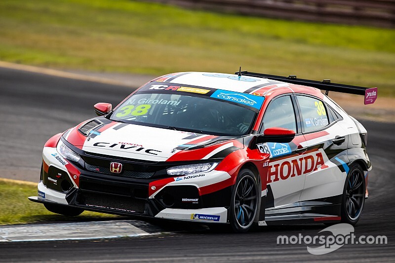 Girolami gana en Sandown