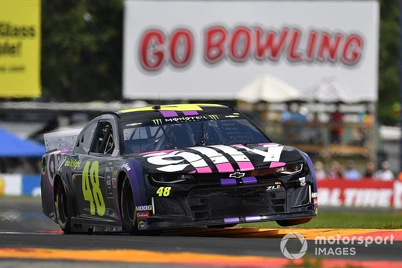 Jimmie Johnson calls out Blaney: "He just drove through me"