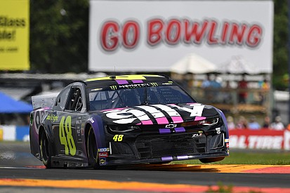 Jimmie Johnson calls out Blaney: "He just drove through me"
