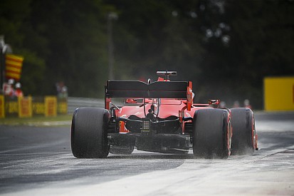Vettel blij voor Verstappen na pole: "Het heeft even geduurd"