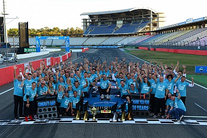 Mercedes mit DTM versöhnt: Fair und spannend zum Abschieds-Triple
