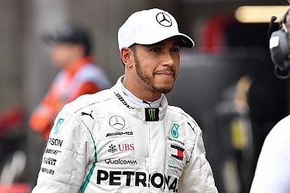 Hamilton quiere hablar con la FIA sobre los pilotos jóvenes