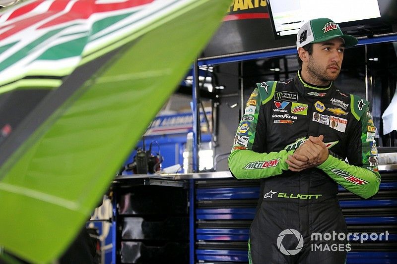 Despite playoff win, Chase Elliott says "the pressure is on" at Kansas