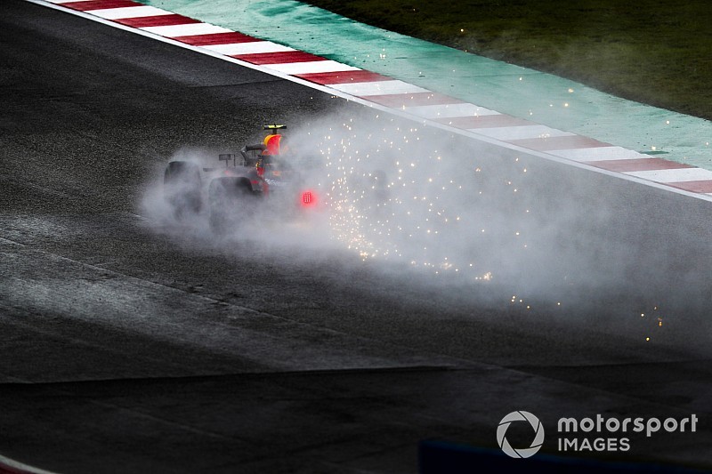 Bajban az F1-es csapatok Austinban: "Vakon" állhatnak fel a rajtrácsra vasárnap