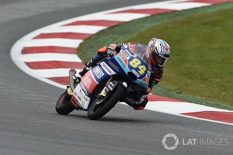 FP3 Moto3 Inggris: Kornfeil tutup sesi latihan di puncak