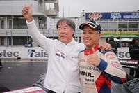 Super Formula Okayama: Sekiguchi terdepan di balapan basah