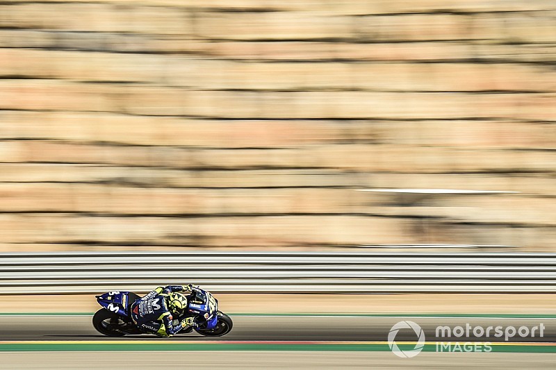 Rossi califica de "difícil" su día en Aragón