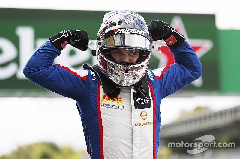 GP3 Monza: Beckmann domineert, reversed grid-pole voor Verschoor