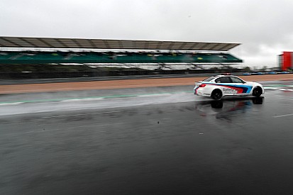 "Staat van asfalt Silverstone binnen paar maanden verslechterd", aldus FIM