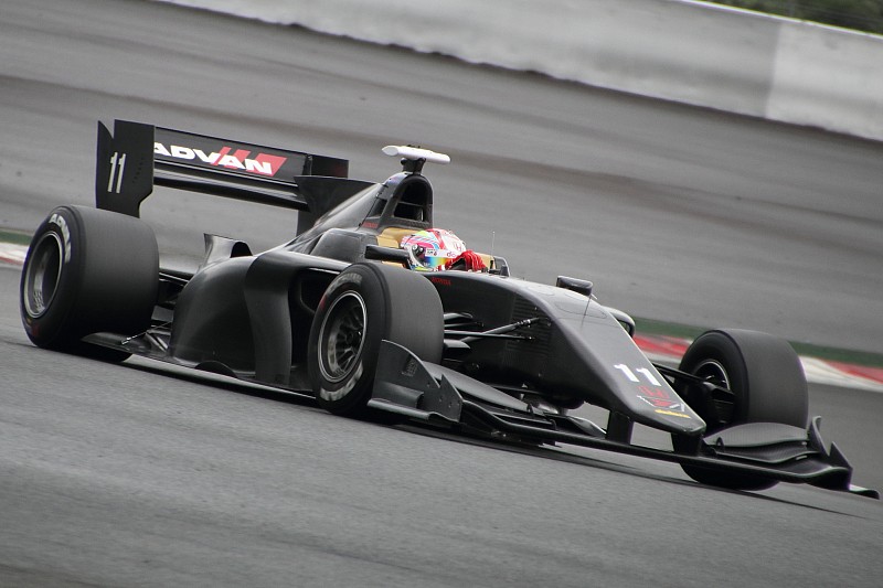 SF19シェイクダウン2日目も雨。しかし終盤にはスリックタイヤを装着