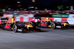Coulthard visszatért! Vietnám F1-es autóba csalta a skótot