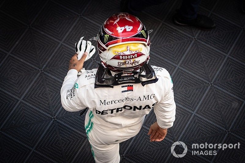 Hamilton, "como en el despacho del director" tras un "error inocente"