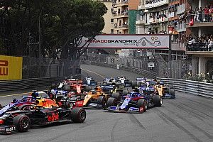 Onboard nézetekből a monacói F1-es start: WOW
