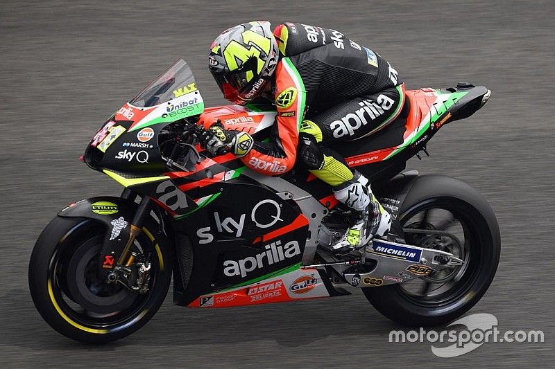 Espargaro prihatin Aprilia tidak meningkat