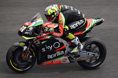 Espargaro prihatin Aprilia tidak meningkat