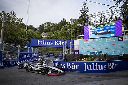 Top Formula E drivers want fixed race distance format back