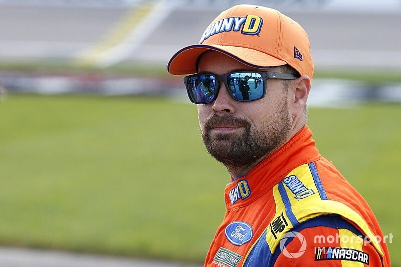 Stenhouse "blindsided" by firing from Roush Fenway